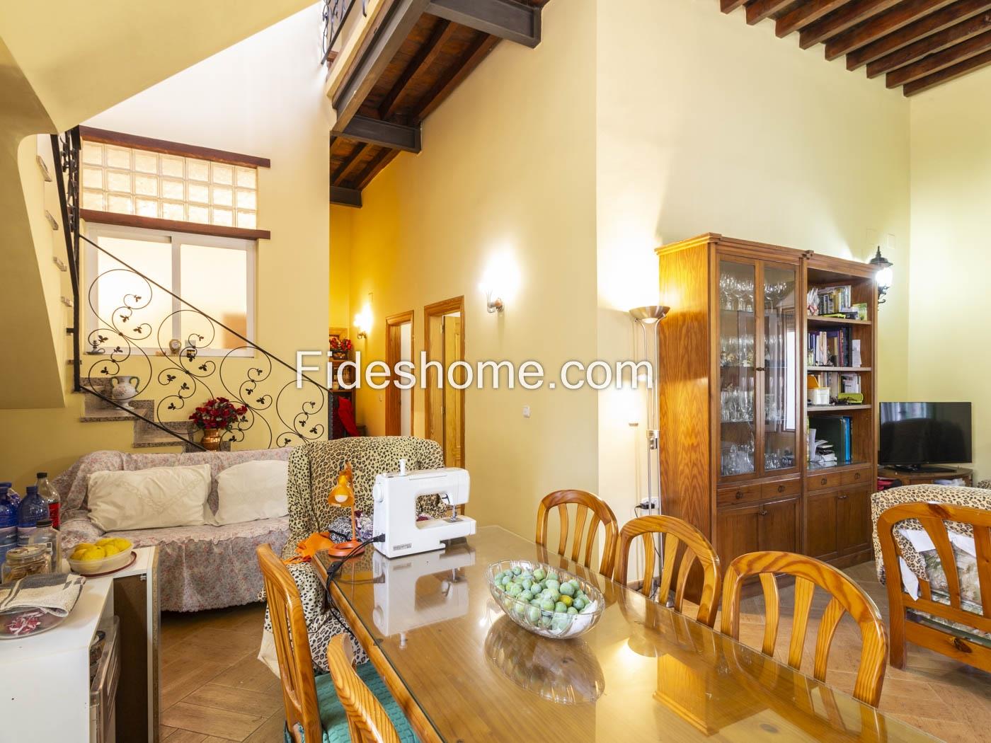Charming house in Pinos del Valle in Pinos del valle