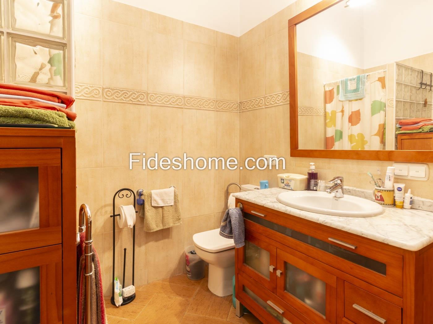 Charming house in Pinos del Valle in Pinos del valle