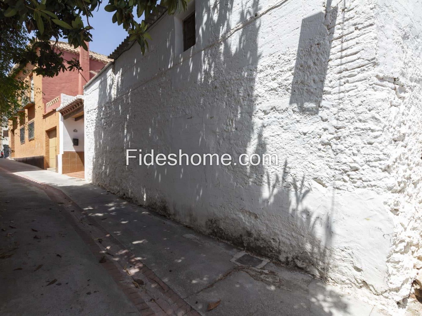 Charming house in Pinos del Valle in Pinos del valle