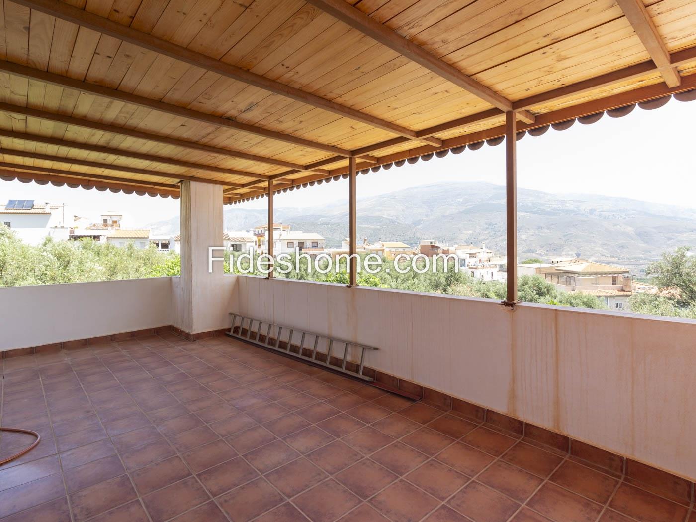 Charming house in Pinos del Valle in Pinos del valle