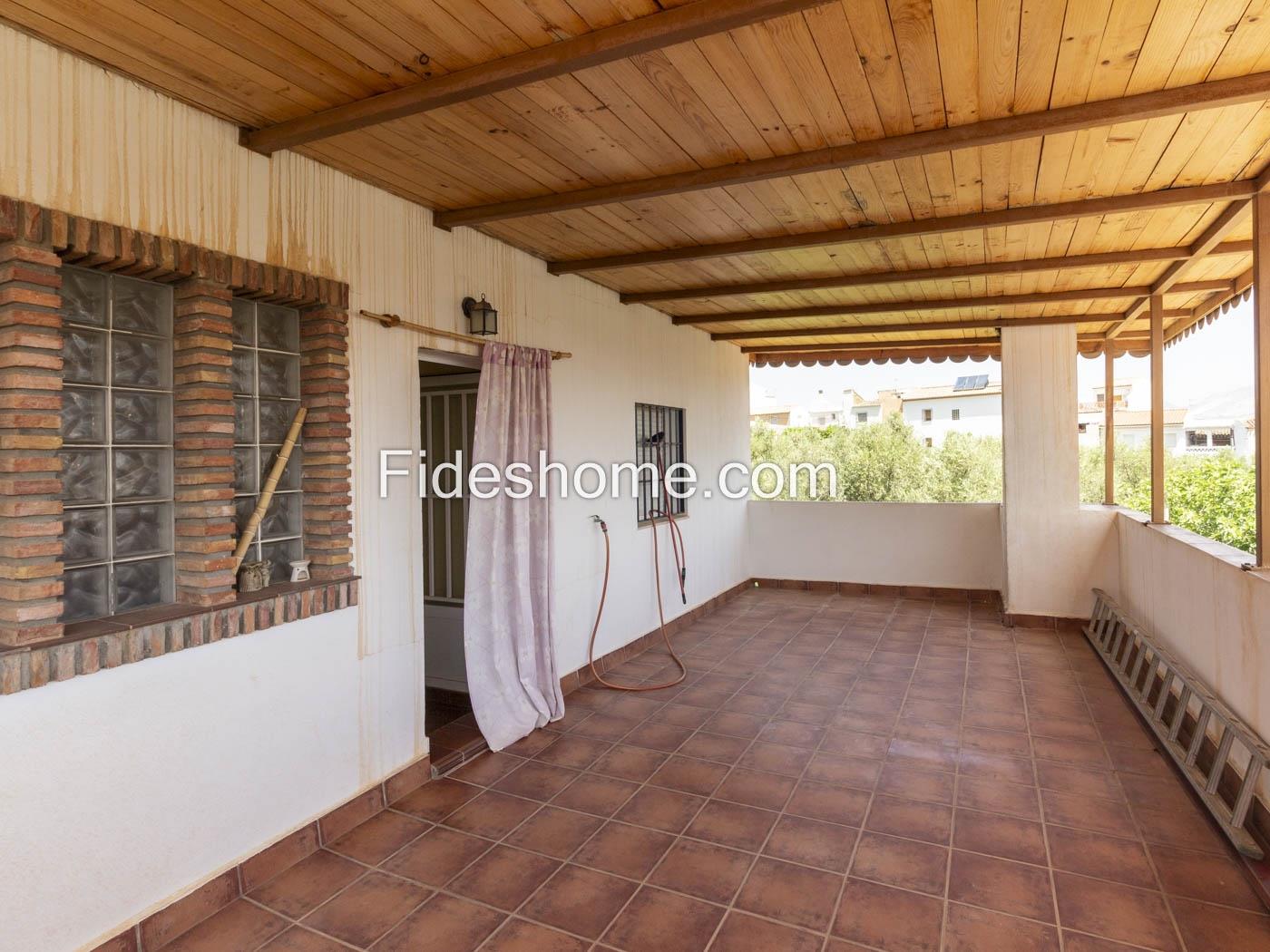 Charming house in Pinos del Valle in Pinos del valle