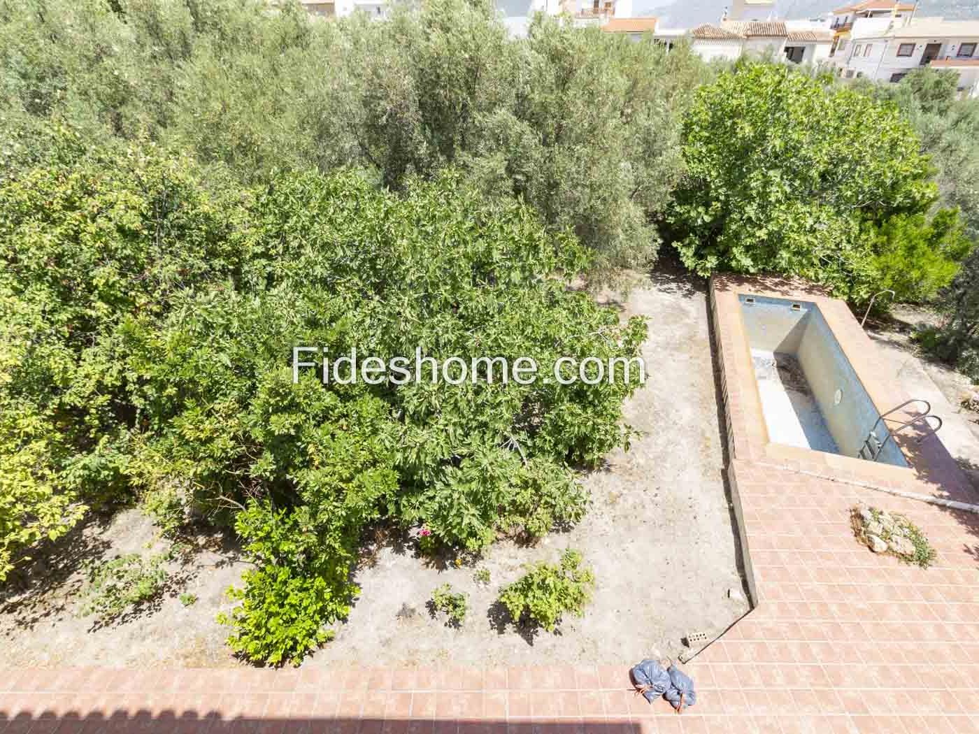 Charming house in Pinos del Valle in Pinos del valle