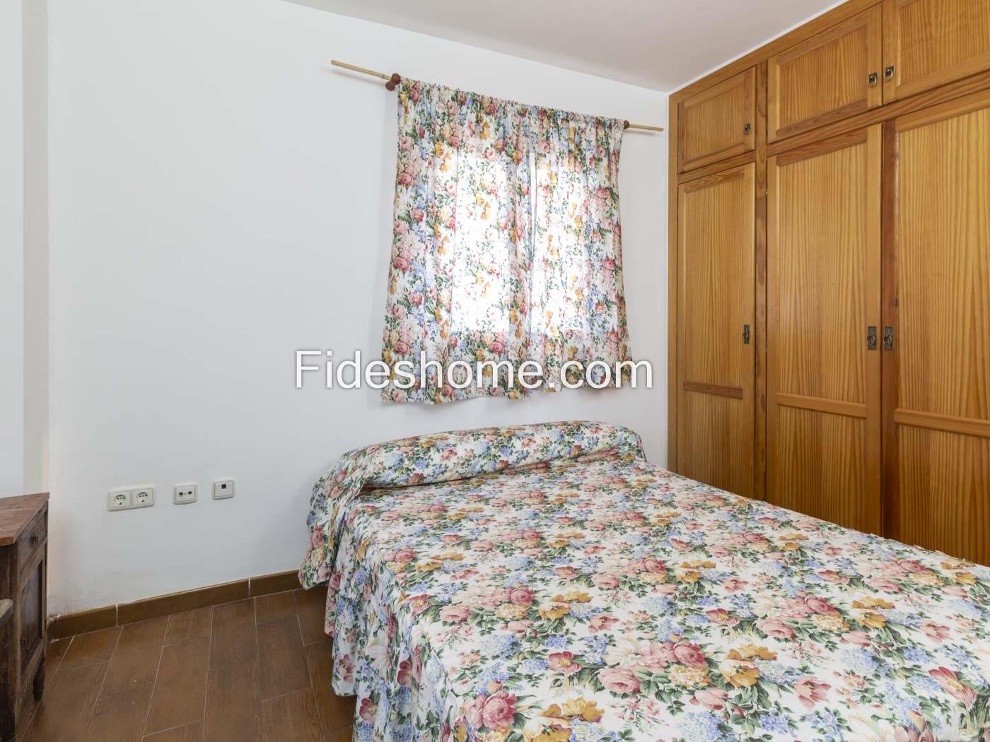 Charming house in Pinos del Valle in Pinos del valle