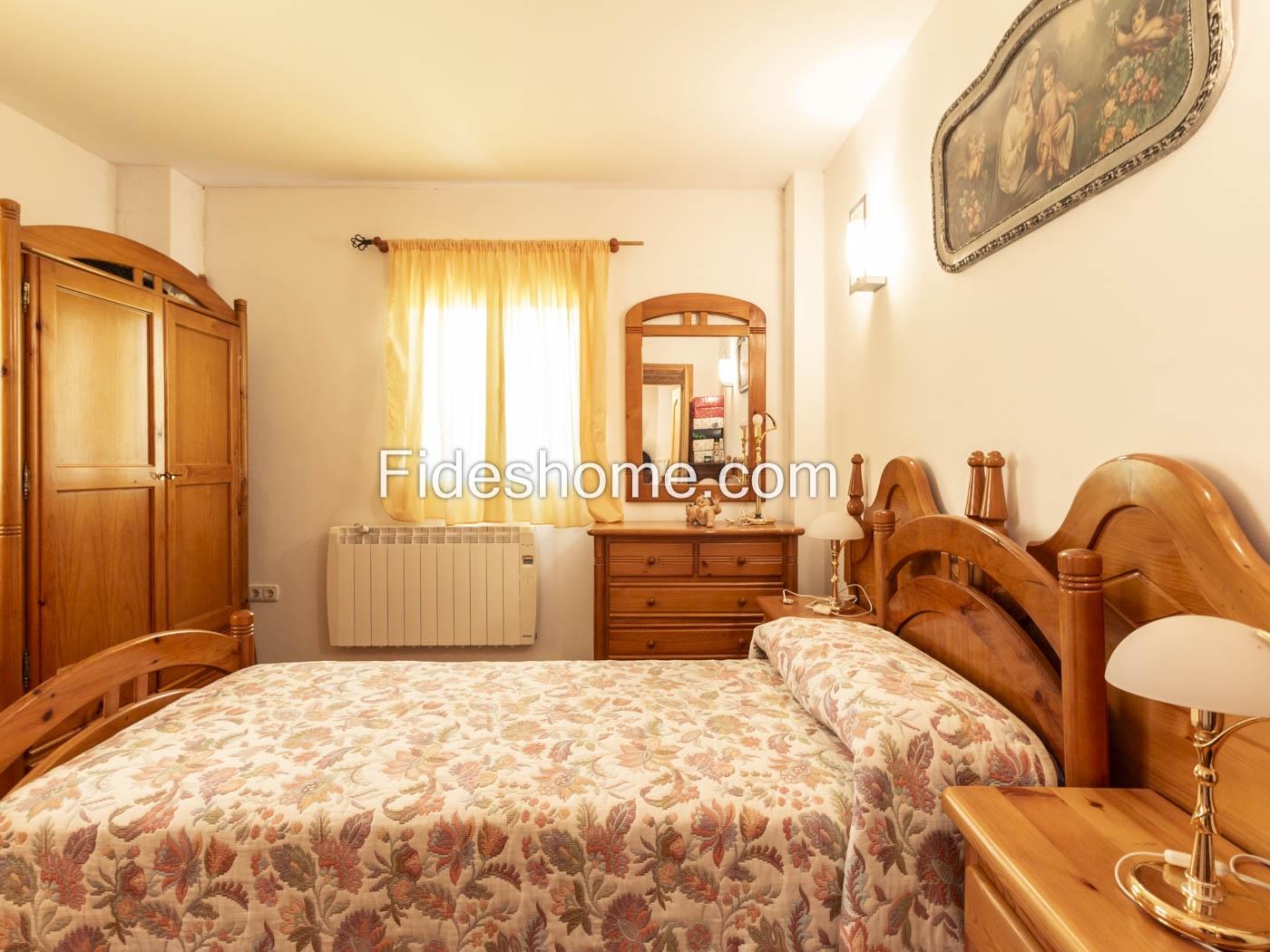 Charming house in Pinos del Valle in Pinos del valle