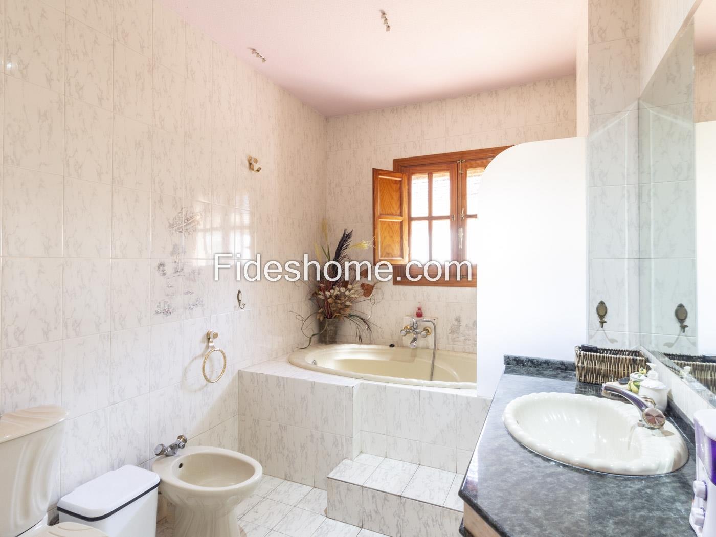 Your oasis in Dúrcal: space, luxury and comfort in Dúrcal