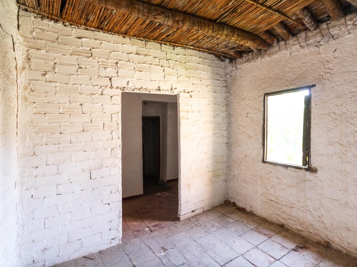 House with garden and fireplace to create your dream home in Talará