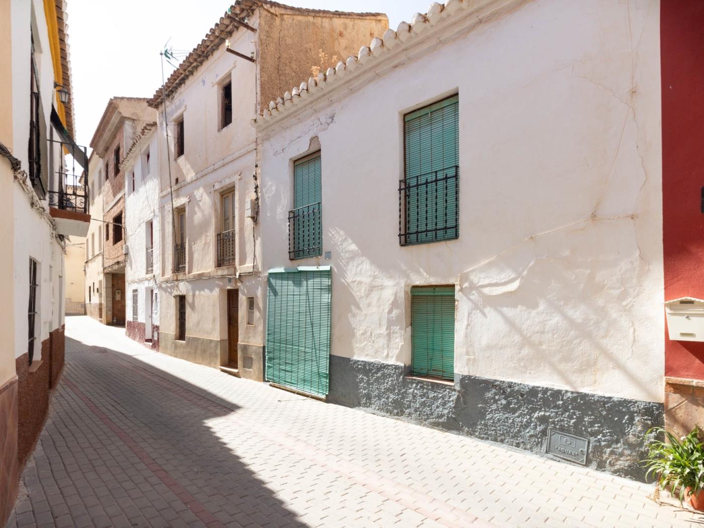 House with garden and fireplace to create your dream home in Talará