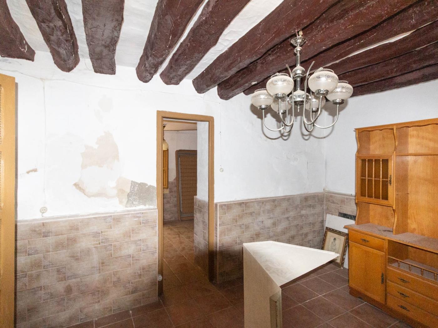 House with garden and fireplace to create your dream home in Talará