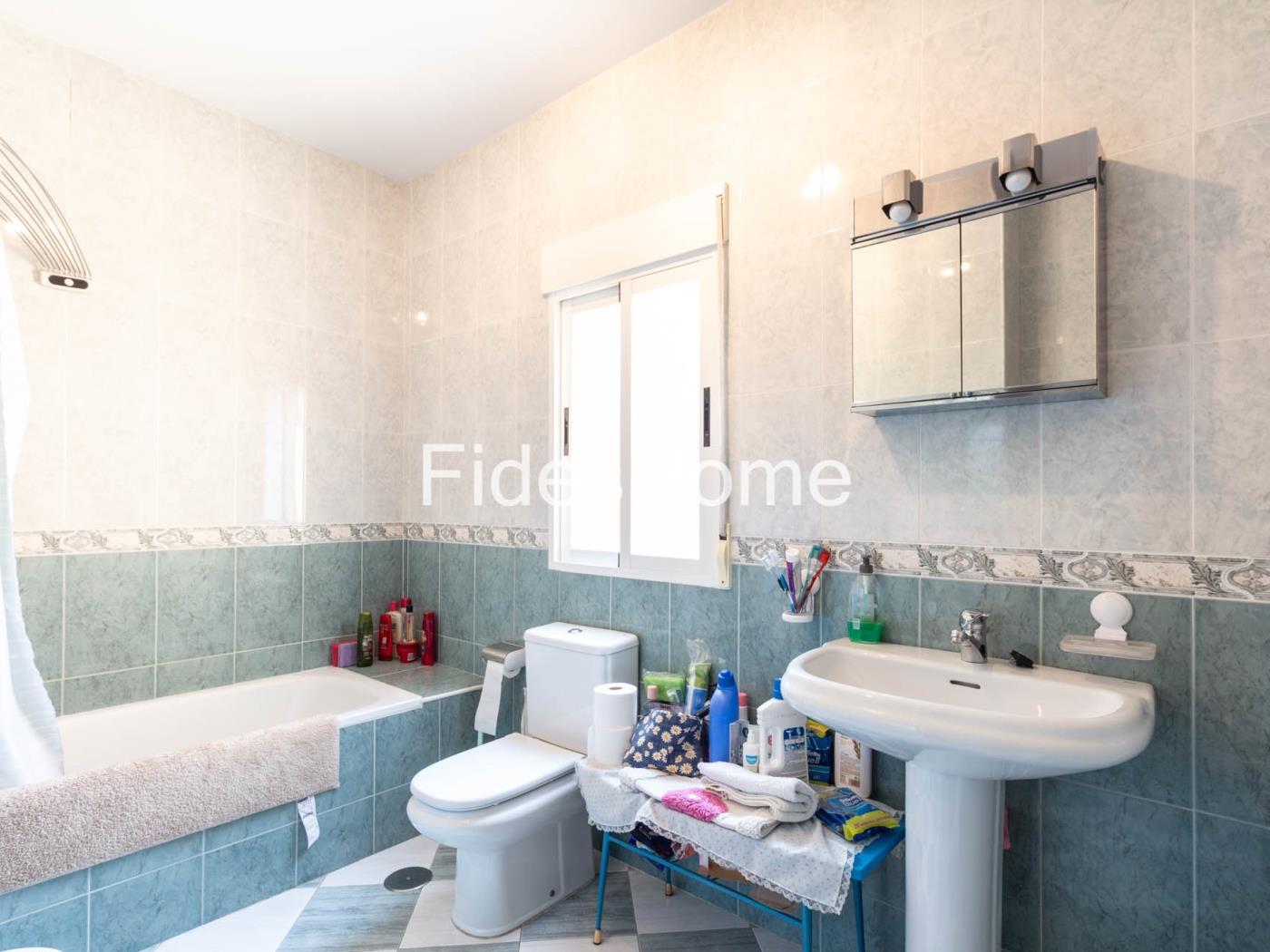 Magnificent House with Garden in Dúrcal in Dúrcal