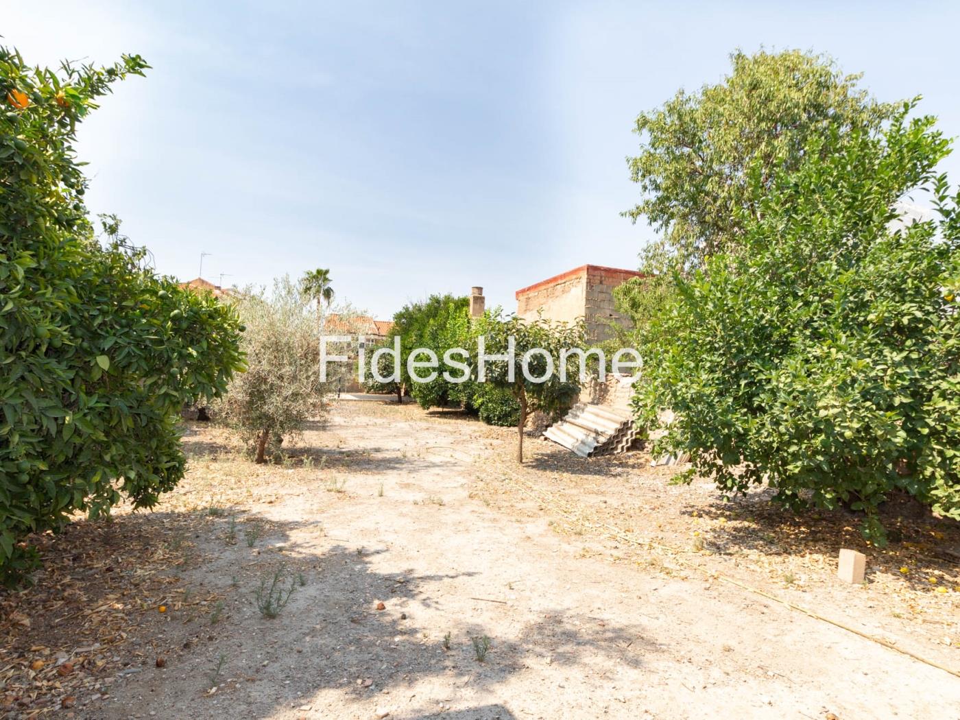 Magnificent House with Garden in Dúrcal in Dúrcal