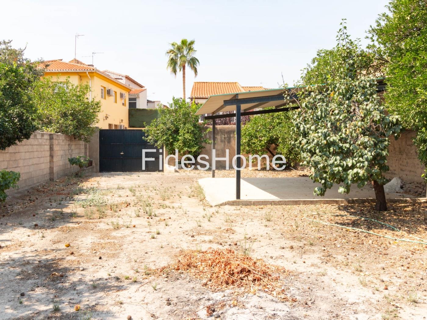 Magnificent House with Garden in Dúrcal in Dúrcal