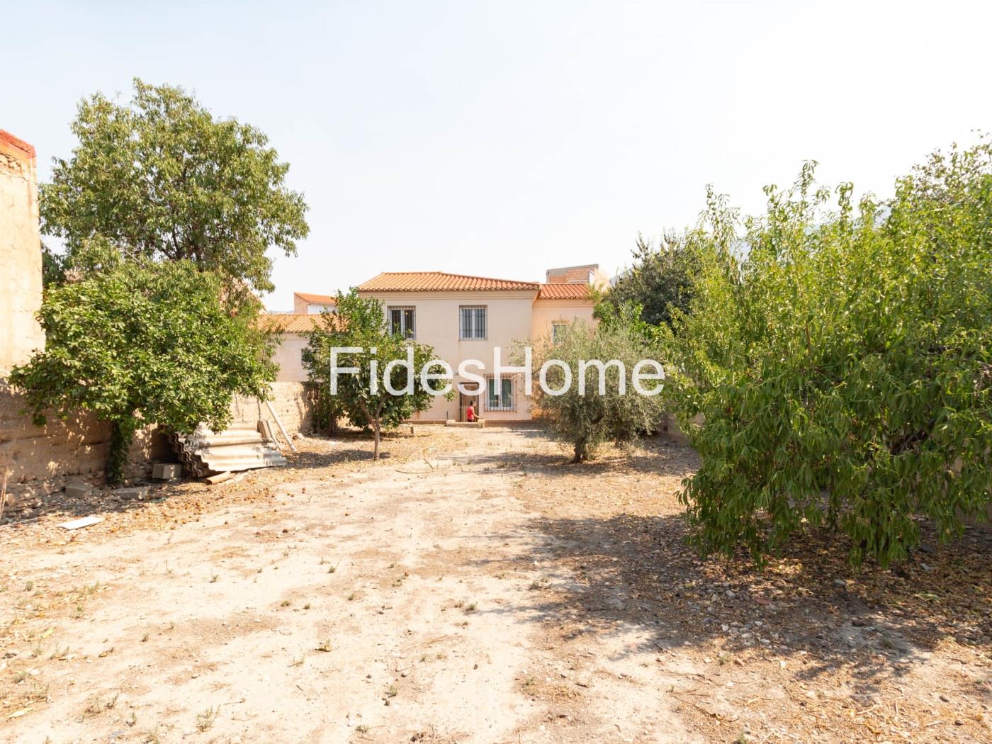 Magnificent House with Garden in Dúrcal in Dúrcal