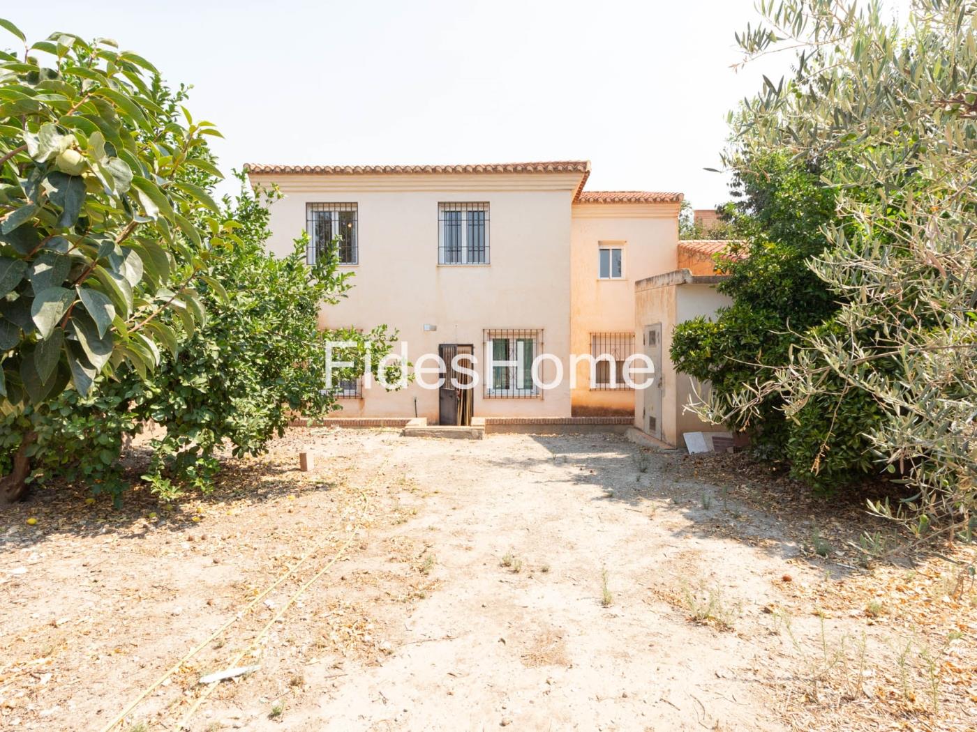 Magnificent House with Garden in Dúrcal in Dúrcal
