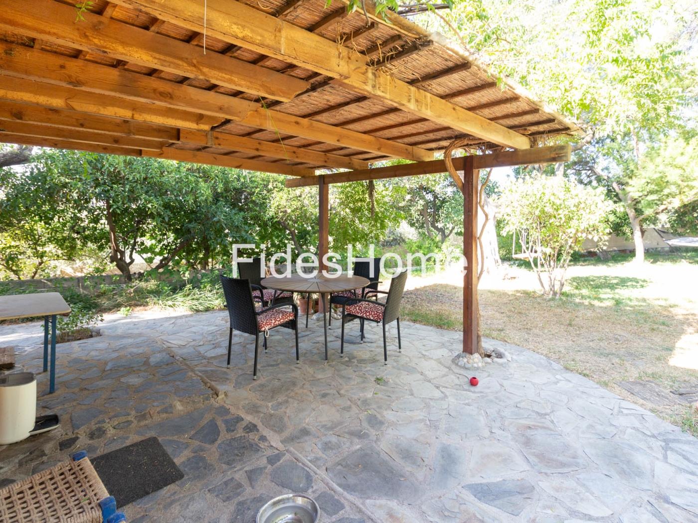 A rustic house in Murchas, Lecrín in Murchas
